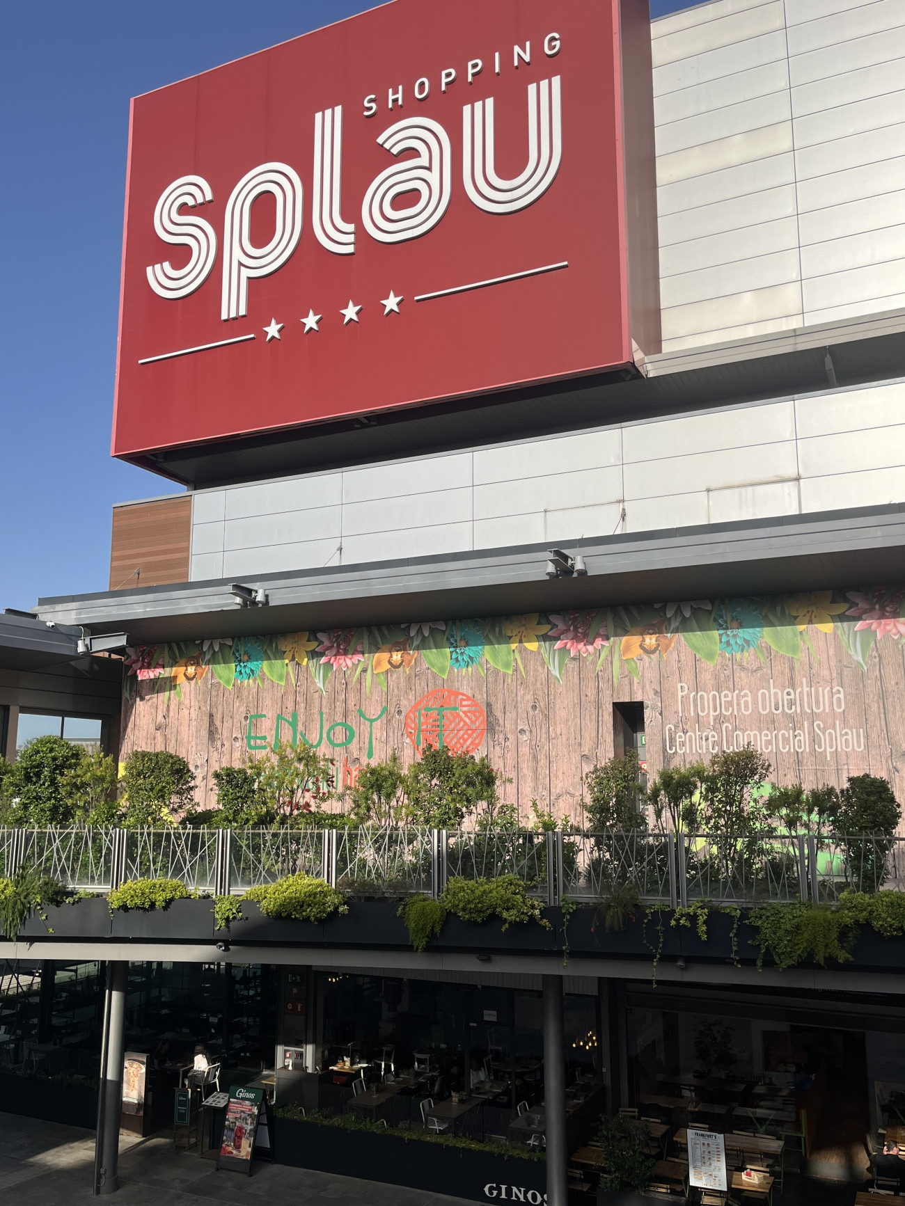 El restaurant va obrir les seves portes als inicis d´estiu i ocupa un espai d´uns 1.500 a 1.800 m2. Font: Lorena Muiños Diéguez