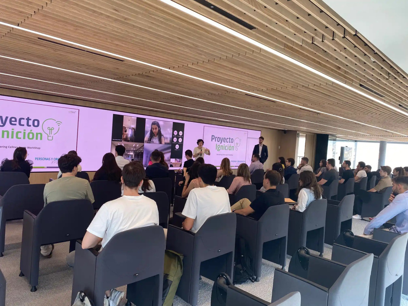 Assistents de la presentació de la iniciativa