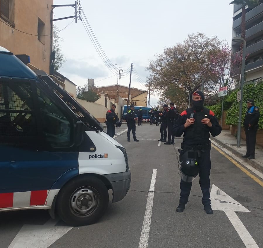 Imatge del cordó policial el dia 26 de març del 2024