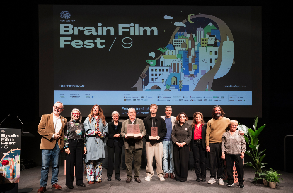 Foto de família dels guanyadors de la novena edició del Brain Film Fest