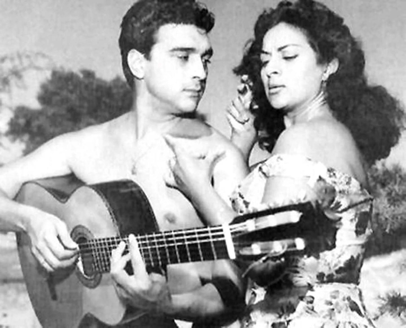 El Pescadilla, del barrio de Gràcia, y Lola Flores han sido fuente de inspiración para el autor de la novela