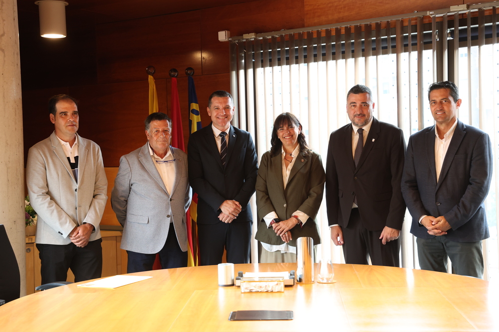 El conseller d’Agricultura, Òscar Ordeig, va inaugurar aquest cap de setmana la Fira de l’Espàrrec de Gavà, on es va comprometre que la Generalitat continuaria invertint en el Parc Agrari del Baix Llobregat