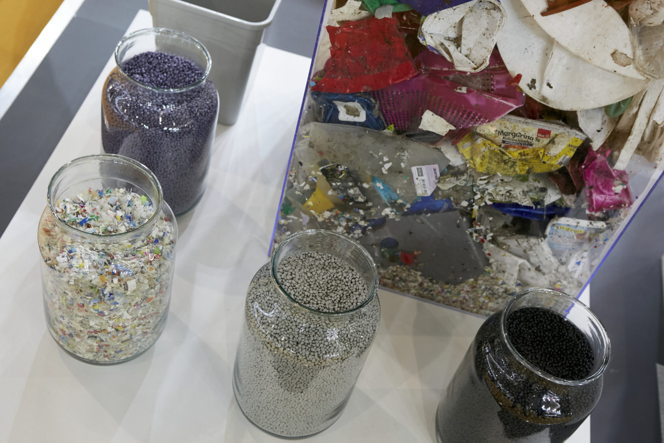 Diferents materials que s’utilitzen a la indústria química