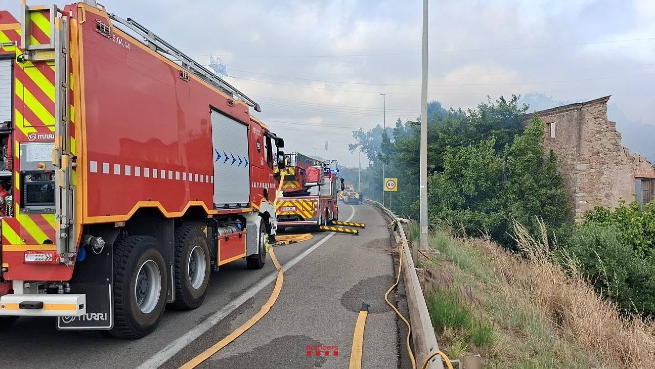 Els bombers van actuar ràpidament però hi ha risc estructural greu a la Torre Gran