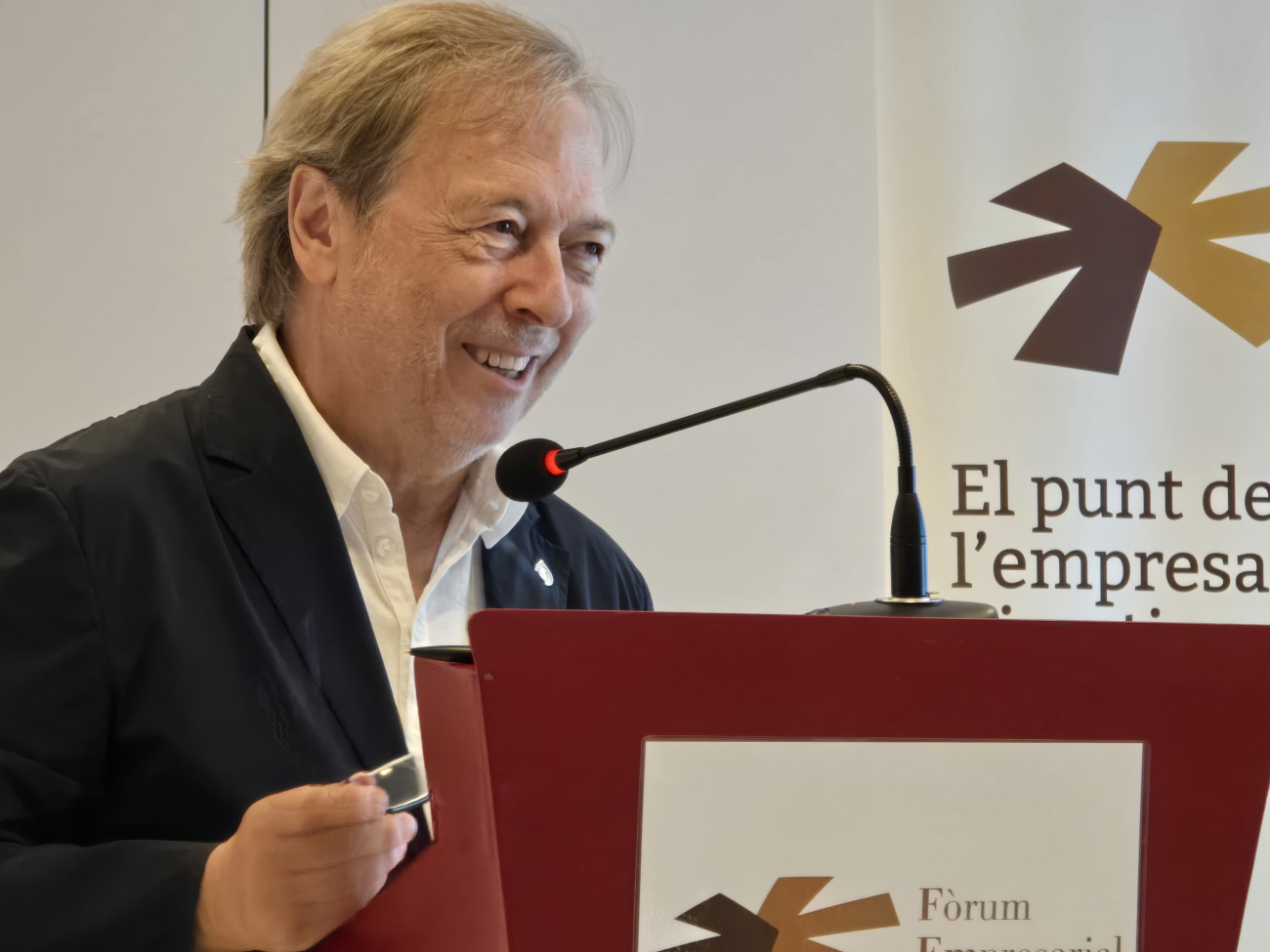 Santacreu durante su intervención en la que ha anunciado los cambios y refuerzo de la Cámara de Comercio en el Baix Llobregat