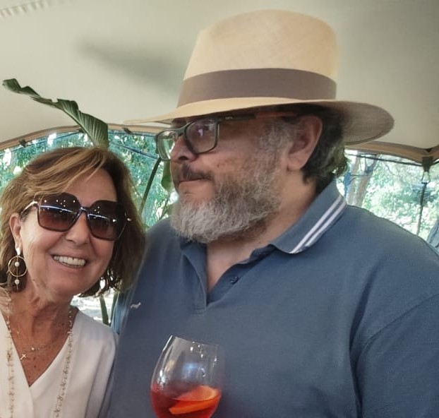 L’empresari i expert en restauració, Juan Carlos Iglesias, amb la seva dona Maria José, que viuen a Sant Boi, entre els assistents a la festa