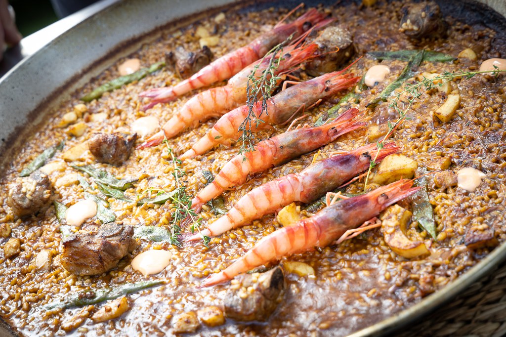 El Arroz de Castelldefels es una de las recetas más representativas de la ciudad y una de sus principales cartas de presentación gastronómicas.