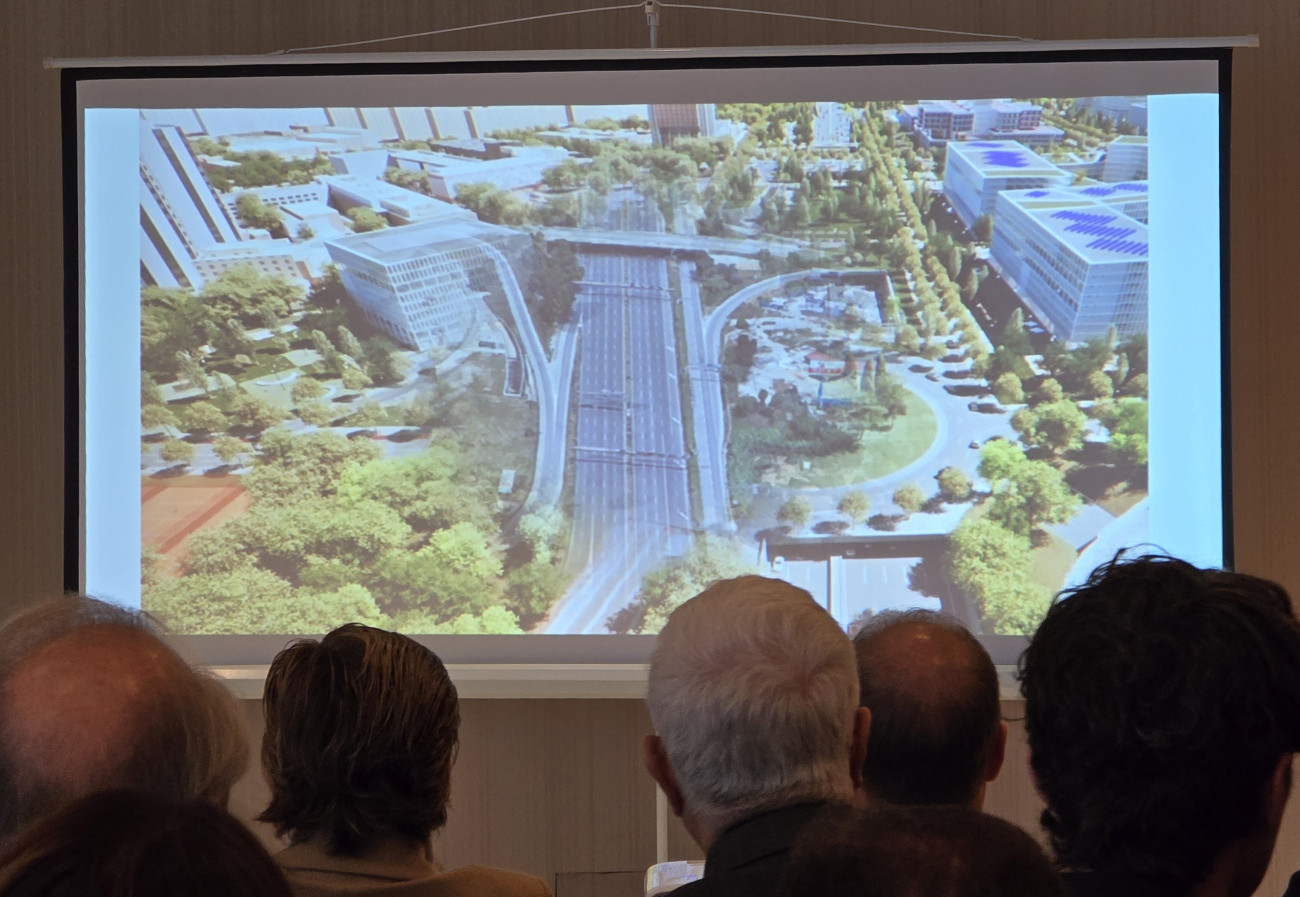 En un altre Fòrum Empresarial Llobregat es va presentar el projecte de BioClúster, que arrencarà l’any vinent amb la cobertura de la Gran Via al seu pas per Bellvitge