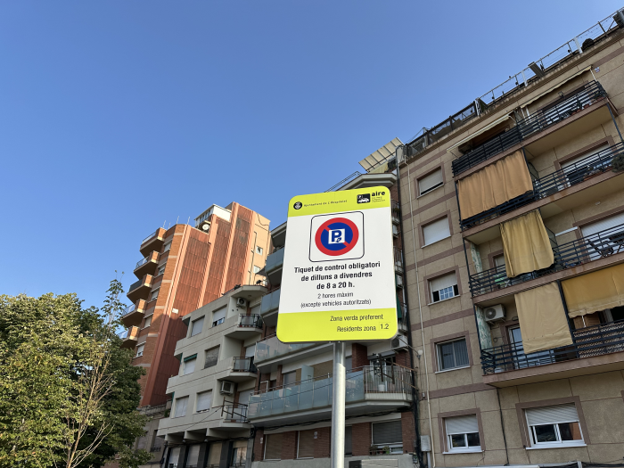 El municipio de l’Hospitalet ha liberado sus zonas azules y verdes durante el mes de agosto, al igual que Sant Feliu