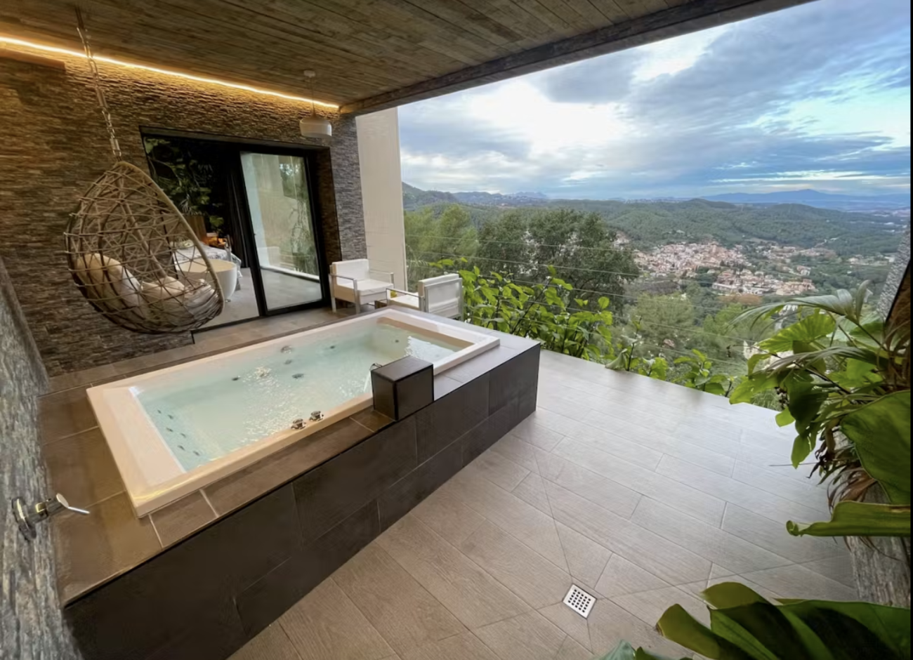 Petit Mirador, en Torrelles de Llobregat, es un refugio romántico idóneo para parejas