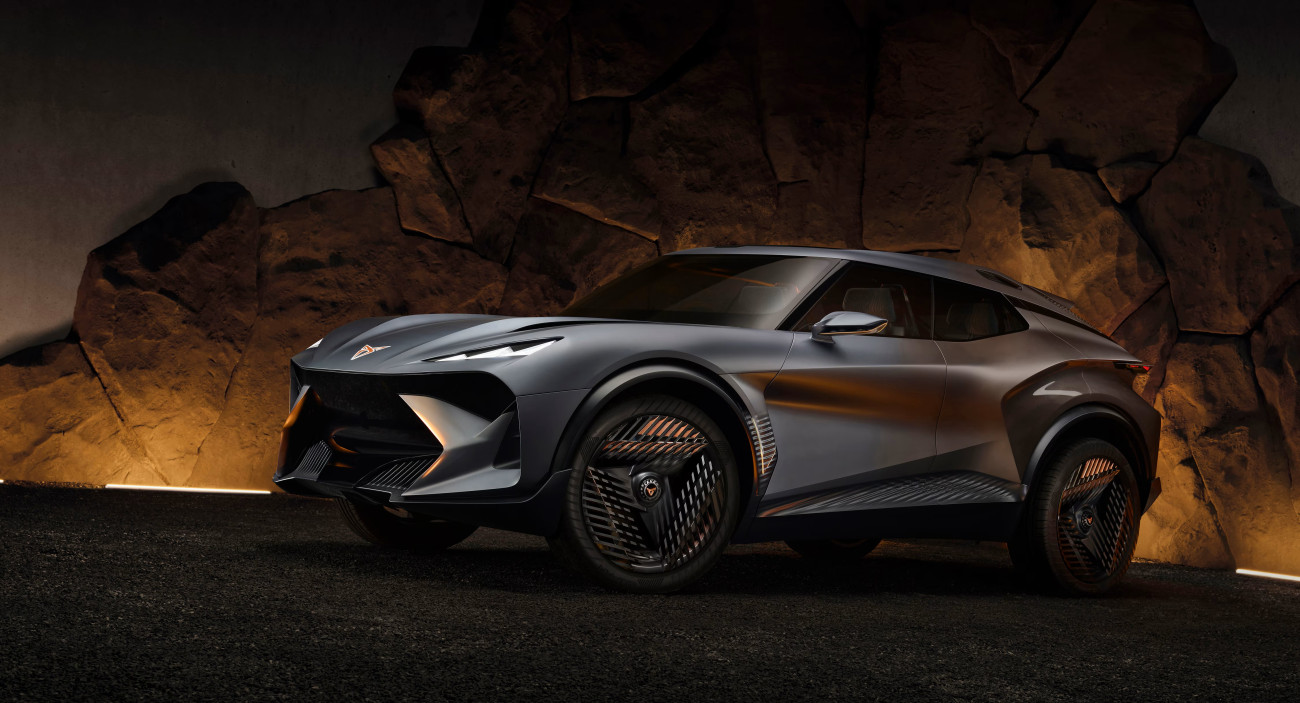  El stand de CUPRA también ofrece un adelanto de la visión de futuro de la marca a través del CUPRA Tindaya, inspirado en el carácter imponente del lugar que le da nombre