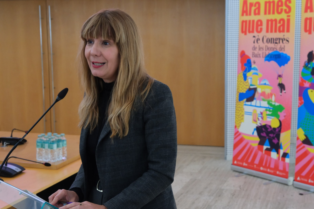Sònia Guerra, presidenta del Institut Català de les Dones i veïna de Sant Boi, intervé aquest divendres a l’apertura del Congrés a Sant Joan Despí 