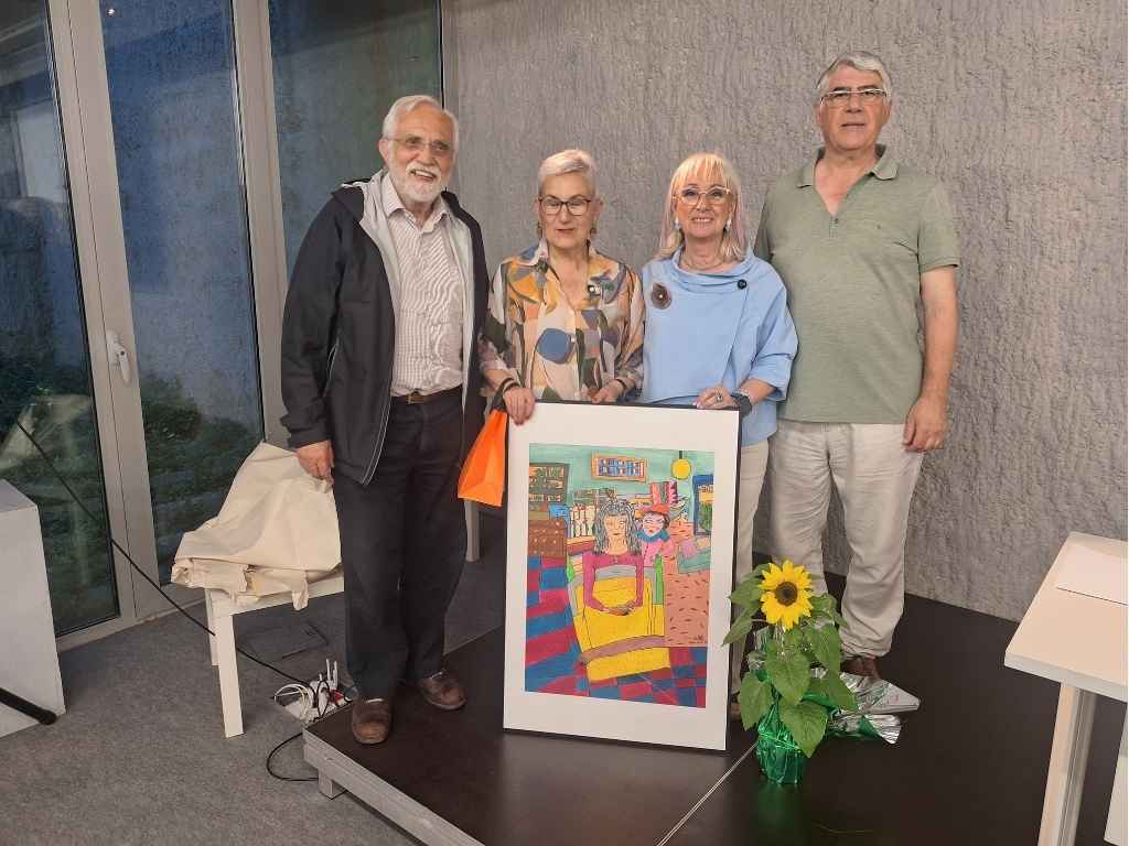 Anteriors presidentes i president del CECBLL al costat de l´actual, Jordi Sicart, a la dreta. A l´esquerra, Carles Riba Romeva (1995-2013), Genoveva Català (2019-2025) i Conxita Sánchez Medina (2013-2019).