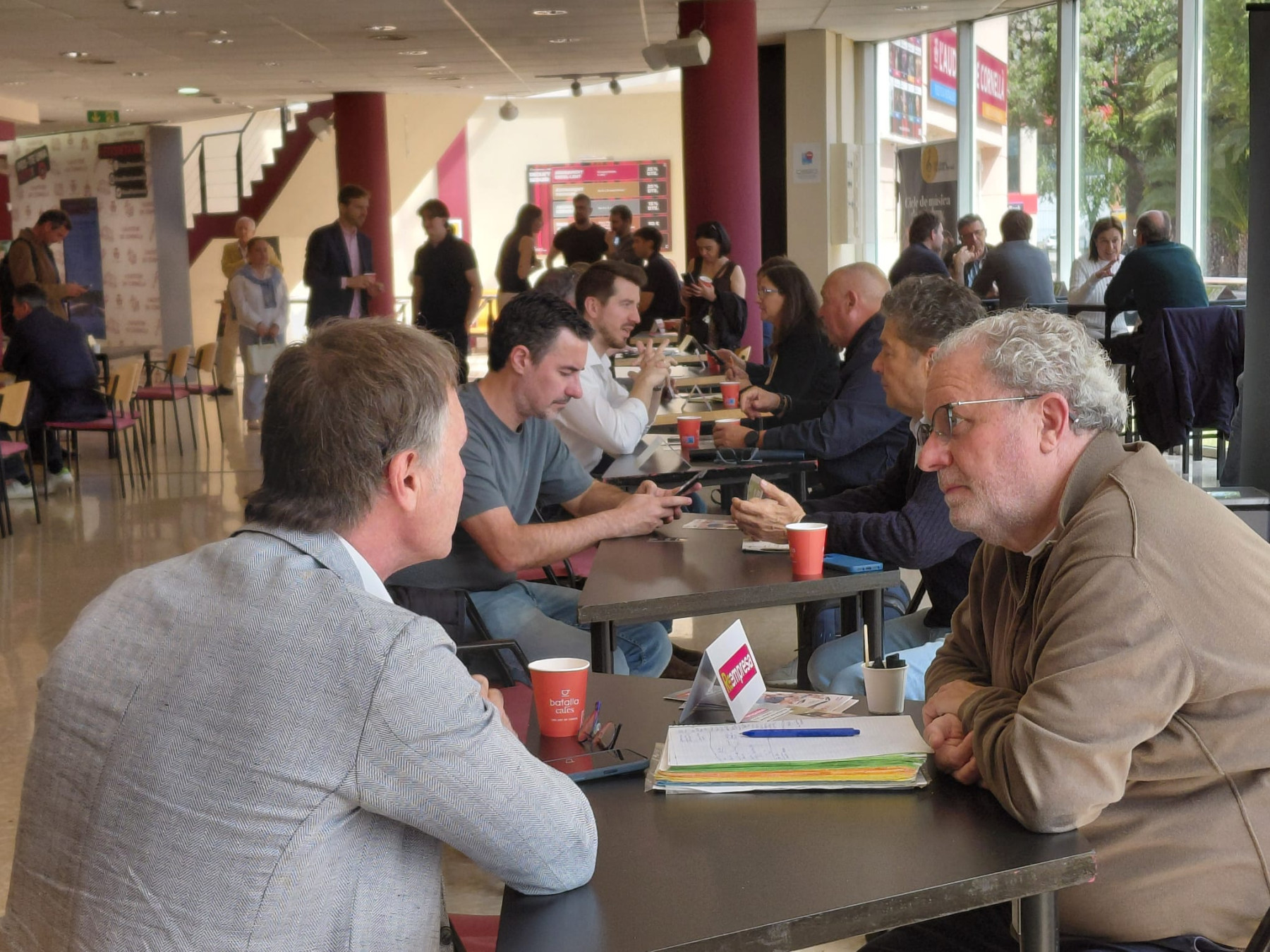 Img Más de 70 empresarios y emprendedores se citan en Cornellà para impulsar el relevo empresarial